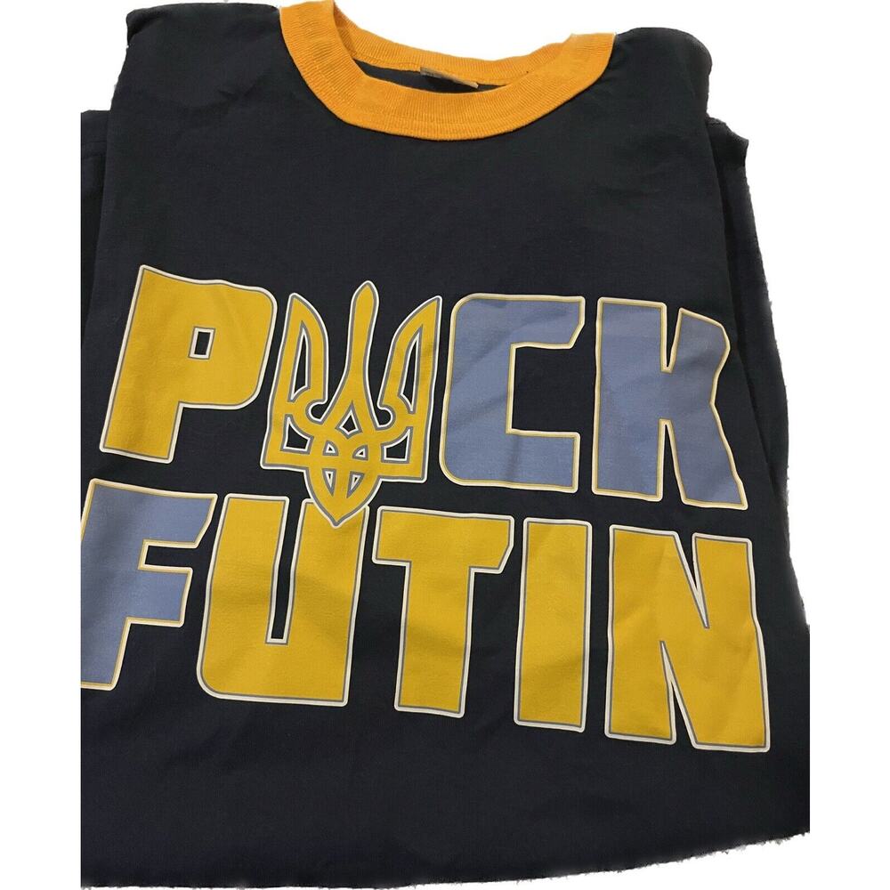 Mens Puck Futin T Shirt Cool Ukrainian Flag Support Anti-Putin Graphic T XL New
